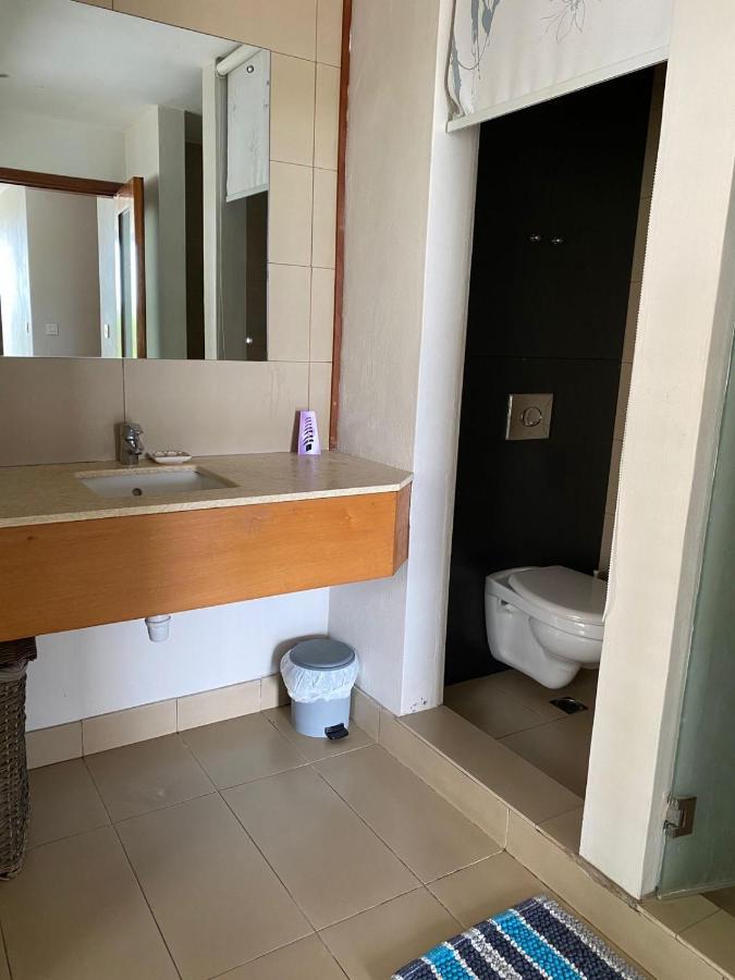 Appartement Spacieux A 5 Minutes De La Plage Mont-Choisy Ngoại thất bức ảnh