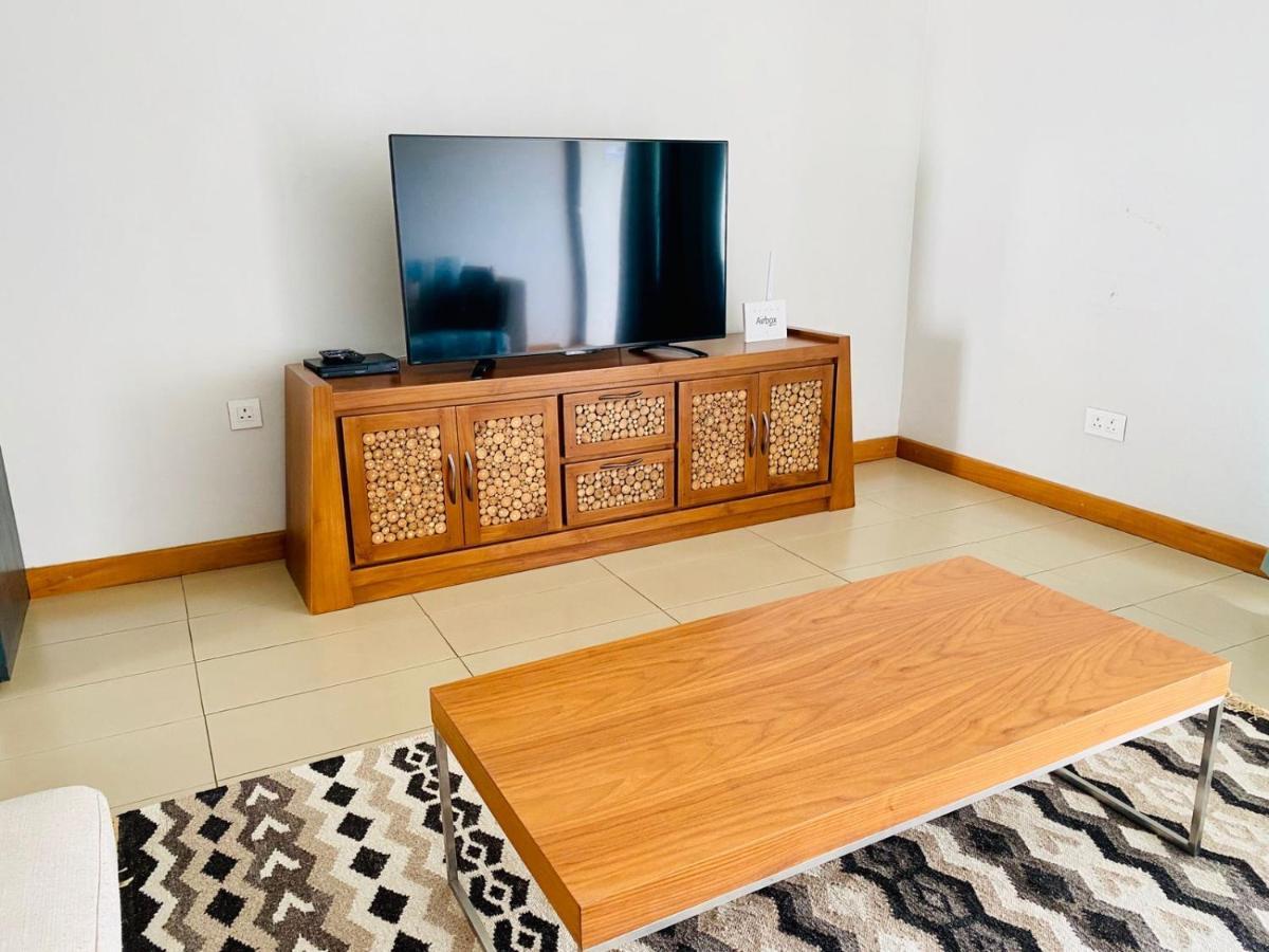 Appartement Spacieux A 5 Minutes De La Plage Mont-Choisy Ngoại thất bức ảnh