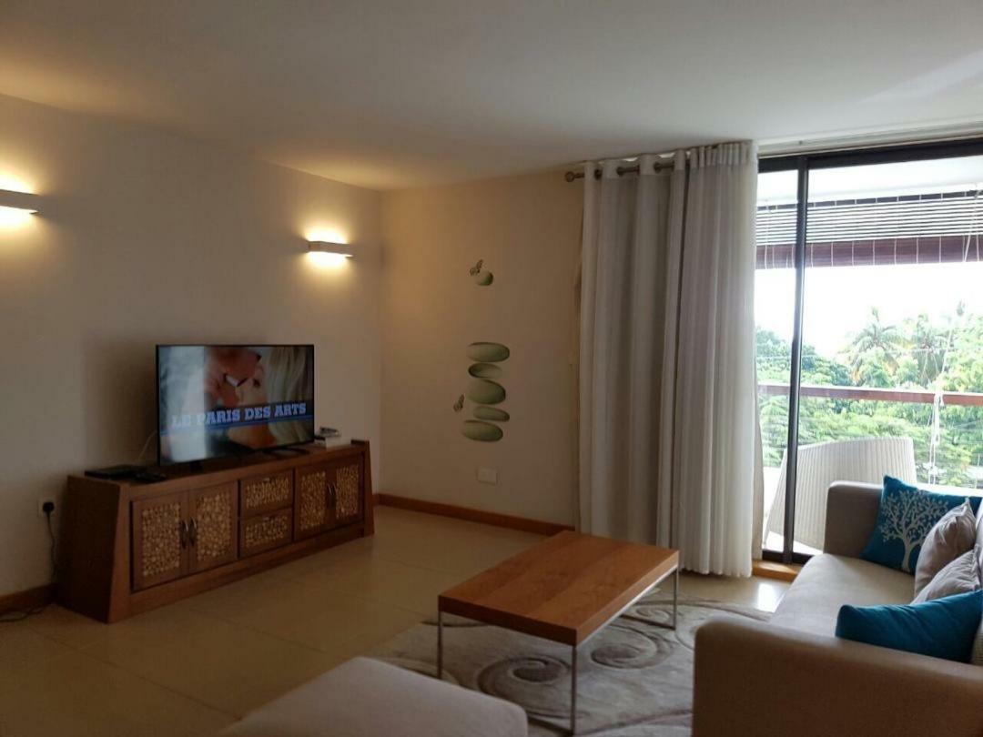 Appartement Spacieux A 5 Minutes De La Plage Mont-Choisy Ngoại thất bức ảnh